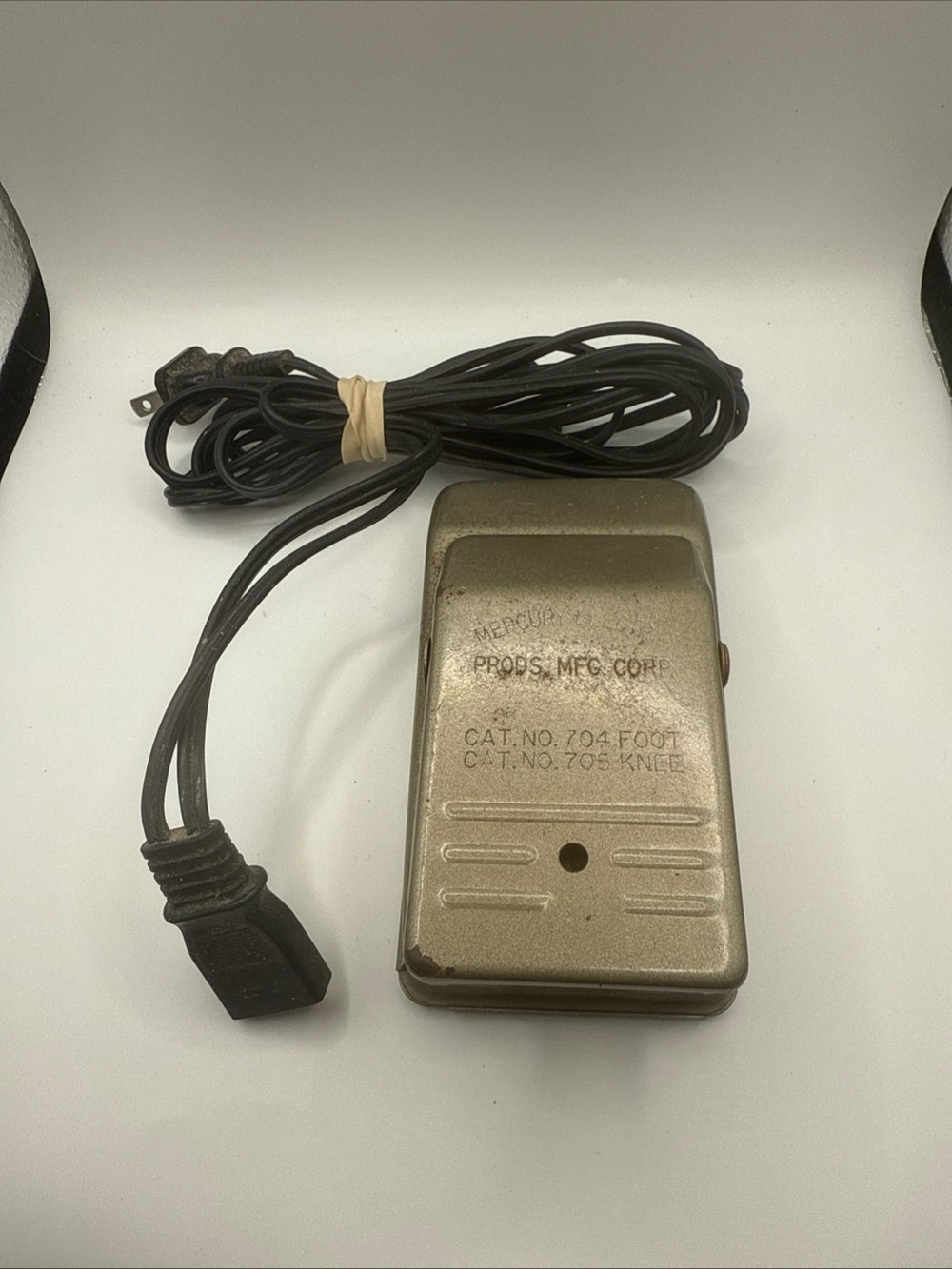 Vintage Foot/Knee Controller Pedal - Metallic Beige foot 704 knee 705
